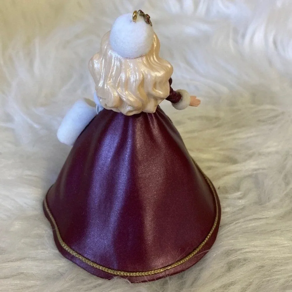 NEW‎ Hallmark Keepsake Ornament 1996 Holiday Barbie 4th in Series QXI5371